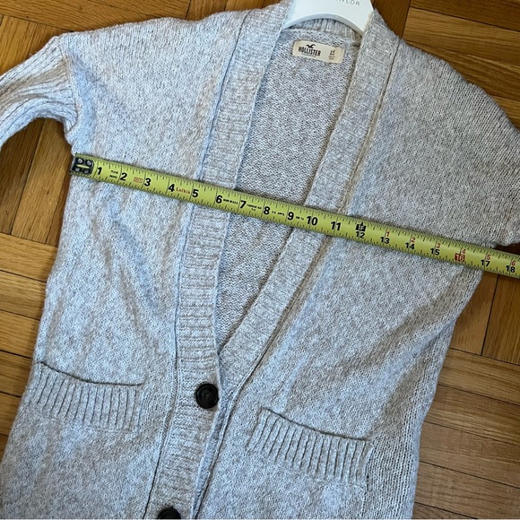 Hollister Oatmeal Women's Cardigan - Picture 7 of 9